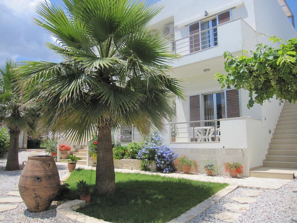 Lion-Suites Kalyves Extérieur photo
