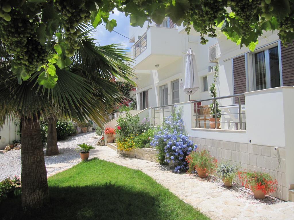 Lion-Suites Kalyves Extérieur photo